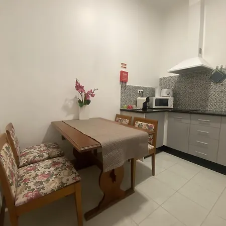 Casa Da Ribeira - A * Funchal (Madeira)